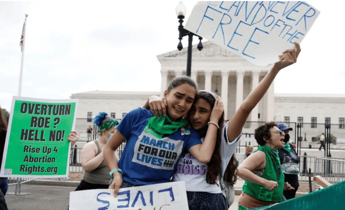 Eliminan derecho al aborto Estados Unidos