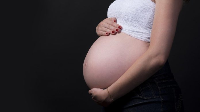 Mujer dará a luz a 13 bebés, alcalde solicita ayuda para la familia