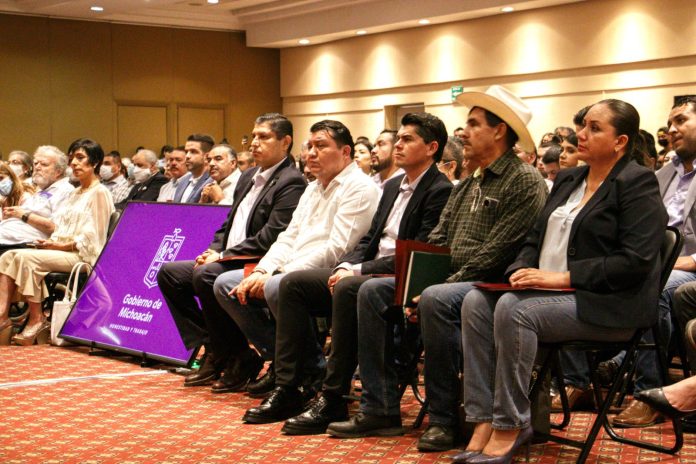 Firme, compromiso por el medio ambiente: Toño Ixtláhuac