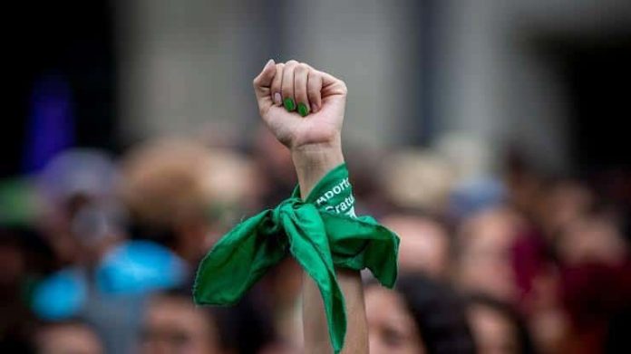 Estados Unidos revocó la legalidad del aborto; Michoacán lleva tres iniciativas rechazadas
