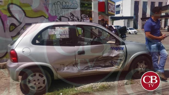 Le rebanan auto al OOAPAS en el libramiento de Morelia