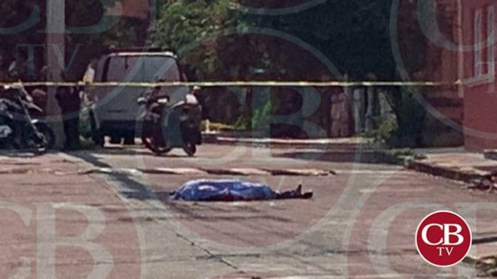 Se arma la balacera en la fiesta patronal en Uruapan; hay un muerto