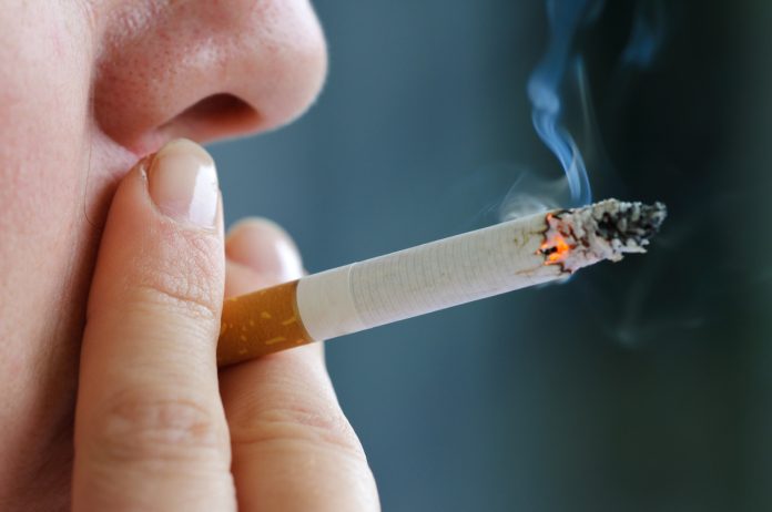 Habrá sanciones para personas que no respeten áreas prohibidos para fumar