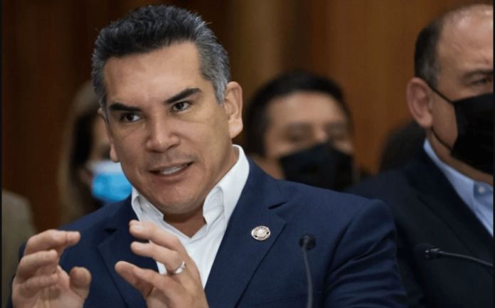 Alejandro Moreno planeaba extorsionar a empresarios con reformas, revelan nuevo audio