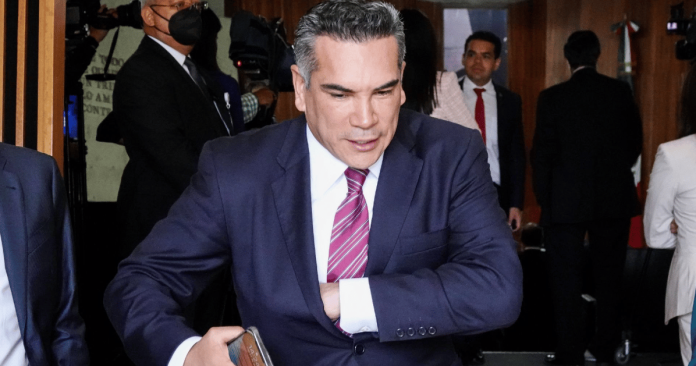 15 exgobernadores del PRI piden su renuncia de ‘Alito’ Moreno
