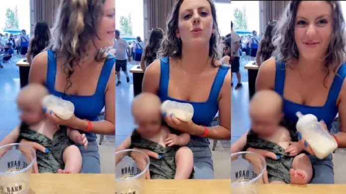 Madre se vuelve viral por darle el biberón a su bebé en la oreja
