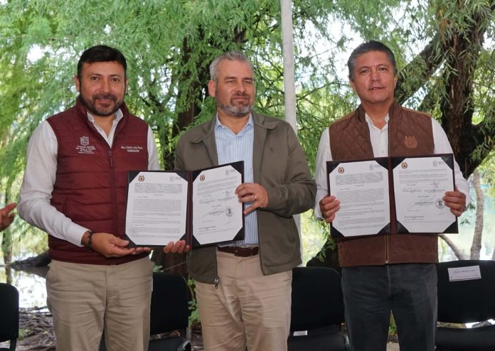 UMSNH y la comisión estatal de aguas fortalecen vínculo tecnológico y académico