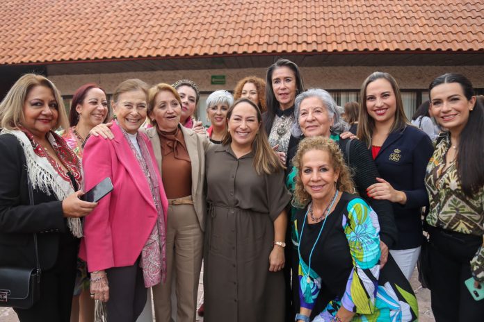 AMMJE y EMAC se reúnen con la presidenta del DIF, Grisel Tello