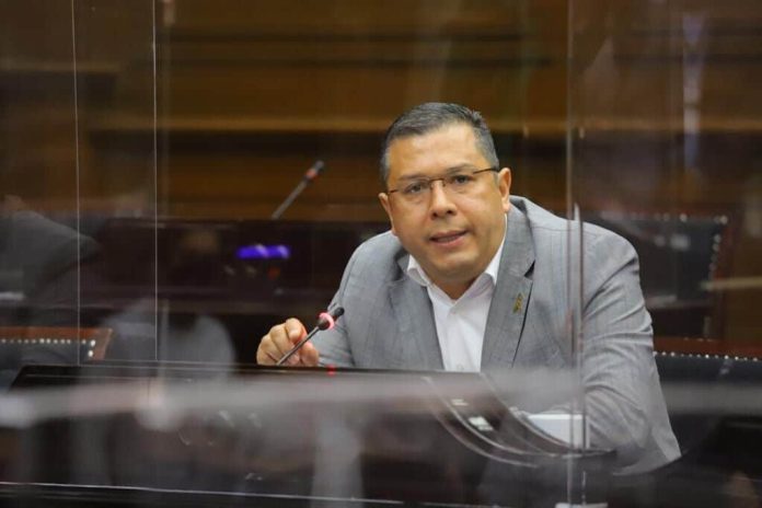 Morelia brilla pero por no prevenir la violencia contra las mujeres: JC Barragán