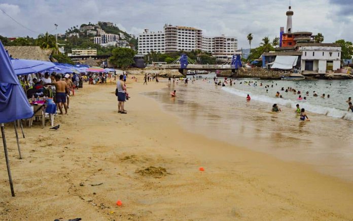Cofepris: Acapulco tiene las playas más sucias de México