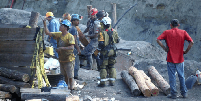 AMLO: Se despliega Plan DN-III para rescatar a los mineros atrapados en derrumbe de mina en Sabinas