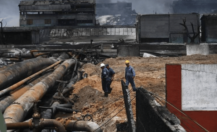Luego de casi 5 días logran controlar megaincendio en Cuba