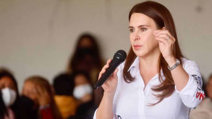 Carolina Viggiano acusa que detención de Murillo Karam es una “cortina de humo”