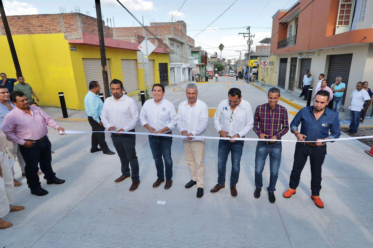 Recursos llegan directo a los municipios para eliminar corrupción, asegura Bedolla Recursos llegan directo a los municipios para eliminar corrupción, asegura Bedolla