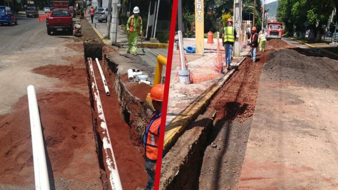 Sigue construcción de línea de agua potable en lateral de Av. Camelinas