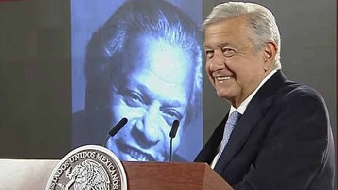 “Tú no sabe inglé”: AMLO señala que recibe críticas por “naco”