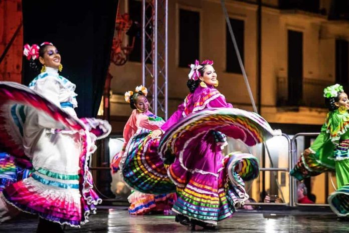 Irán, Kenia, y España, ovacionan a Morelia en Italia