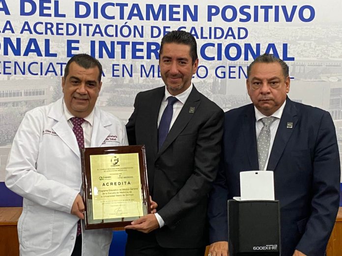 Otorgan a UVAQ acreditación internacional de la carrera de Medicina