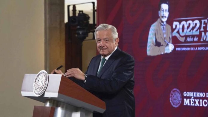 AMLO lamenta asesinato del hijo del alcalde de Celaya