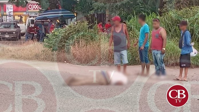 Auto fantasma atropella un abuelito y sobrevive
