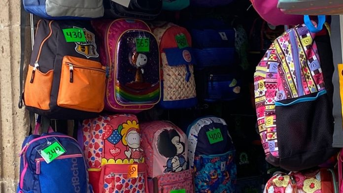 Mochilas, el artículo más caro para este regreso a clases