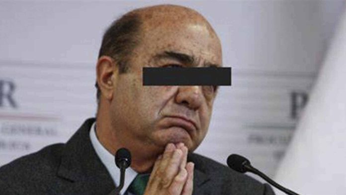 Murillo Karam es vinculado a proceso por caso de Ayotzinapa