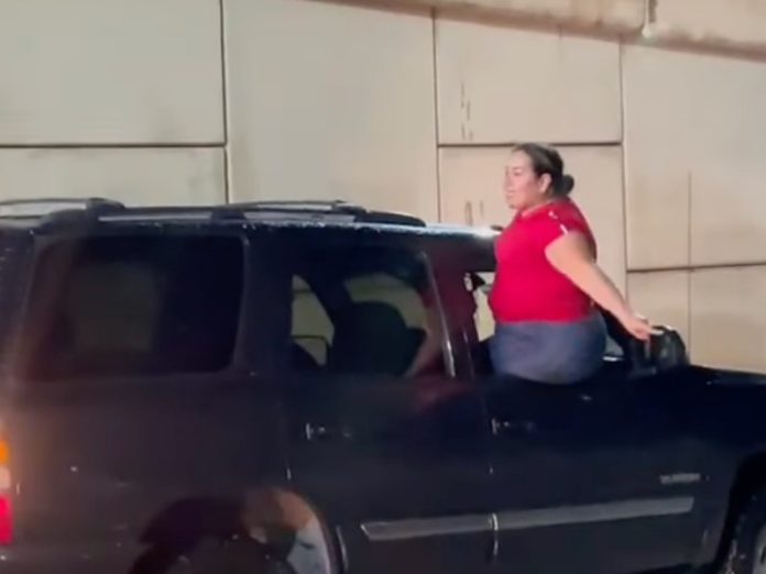Nuevo insulto tras pelea por lluvias y se hace viral
