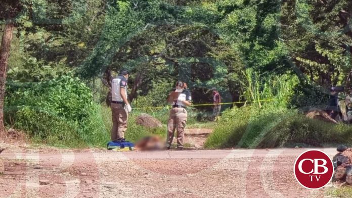 Asesinan a transeúnte a balazos en Jacona
