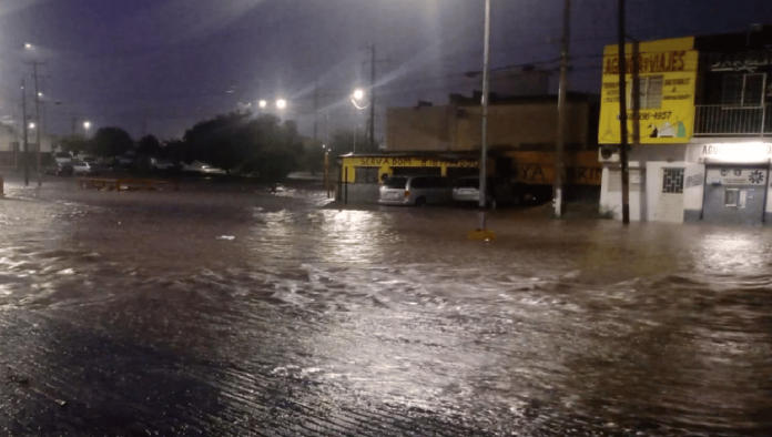 Samuel Garcia: Tras fuertes lluvias en Nuevo León, anuncian suspensión de clases en nivel básico