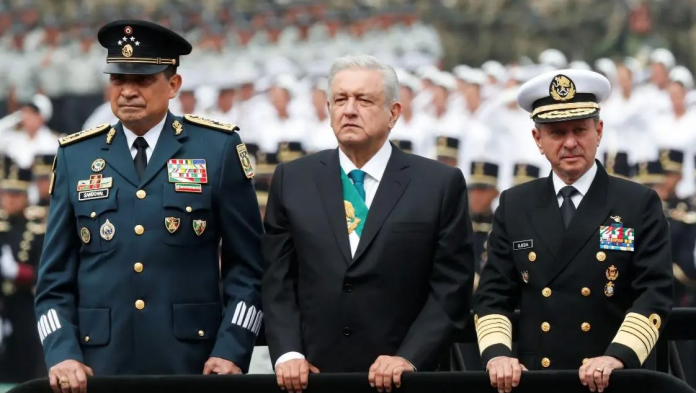 AMLO agradece lealtad de Ejército y Marina con la integración Guardia Nacional