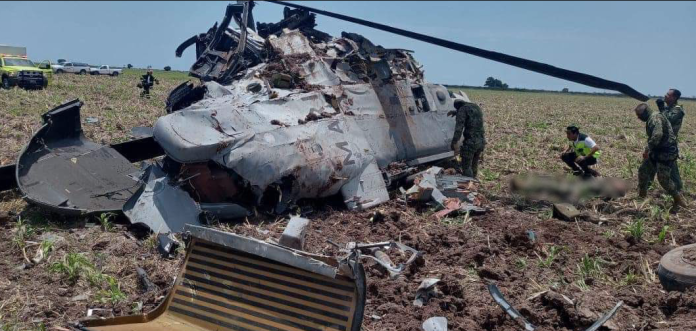 FGR: Por falta de combustible, se desplomo helicóptero de Marina que dejo 14 muertos