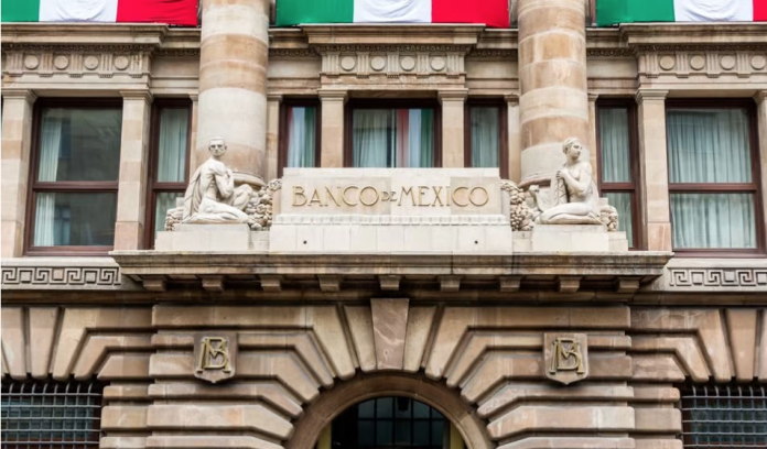 ¡Atención! Banco de México sube tasa de interés en 75 puntos hasta récord de 9.25%
