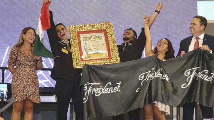 Chefs mexicanos ganan concurso por la mejor paella del mundo