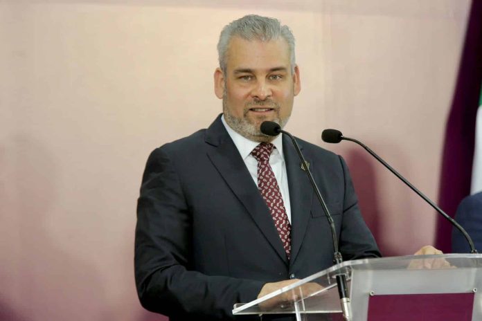 Ojo! Empresas de semiconductores chip serán atraídas a Michoacán
