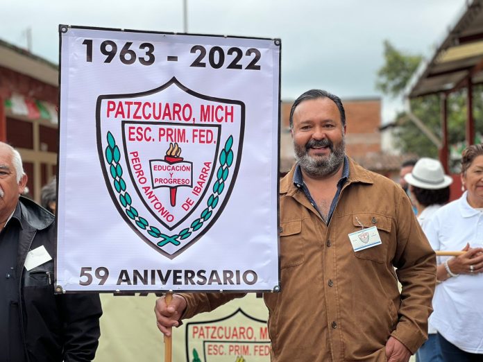 Asiste Julio Arreola Vázquez a 59 aniversario de la Escuela Federal Pedro A. de Ibarra turno matutino