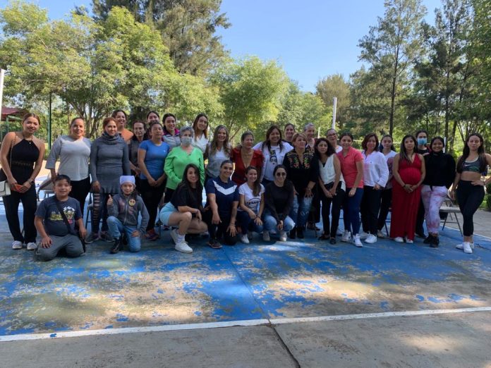 Para prevenir la violencia contra mujeres, realizan cursos de autodefensa en Morelia