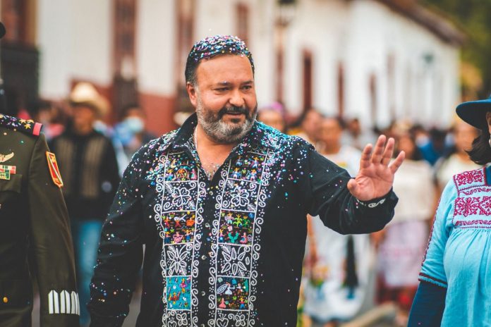 Disfruta ciudadanía desfile de 488 aniversario de Pátzcuaro como ciudad de Mechoacan