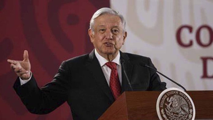 AMLO celebra que la SCJN retirara iniciativa para eliminar prisión preventiva