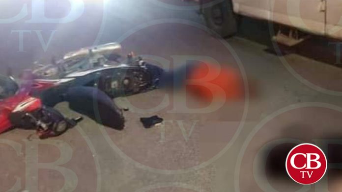 Video: Muere atropellada por un tráiler y queda en video