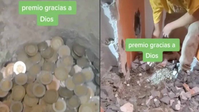 Albañiles tiran una pared de una casa y encuentran “tesoro”