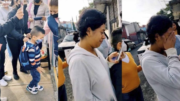 Mamá llora tras dejar a su hijo en la escuela