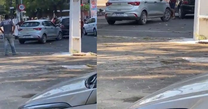 VIDEO: Hombre amenaza a conductor con machete y termina atropellado