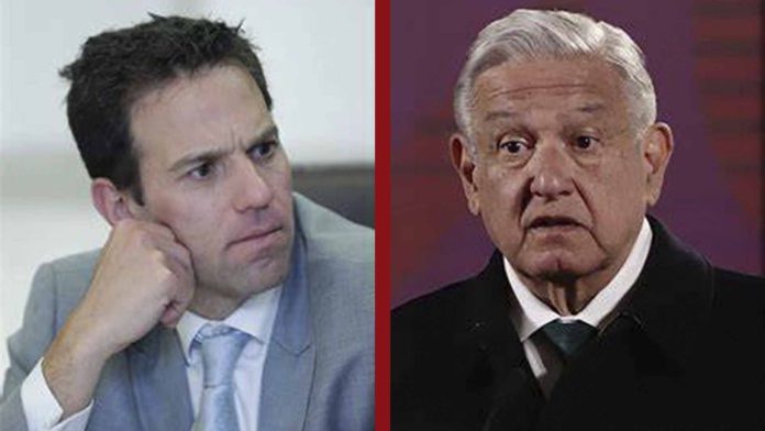 AMLO reta a Loret de Mola con dejar la presidencia si comprueba lo de su testamento político