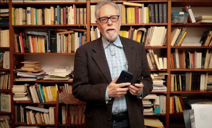 Muere el poeta mexicano David Huerta