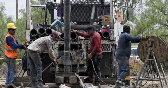 El rescate de mineros puede iniciar en el primer trimestre de 2023
