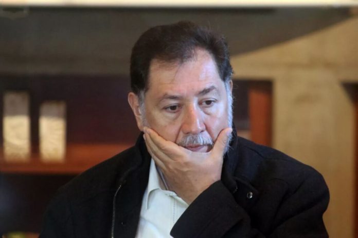Se burlan en redes del asalto a la casa de Fernández Noroña
