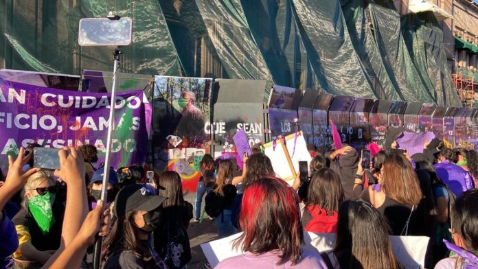 “Los que realmente tienen que ser investigados no lo son”; Colectivas ante posibles investigaciones de la SEDENA