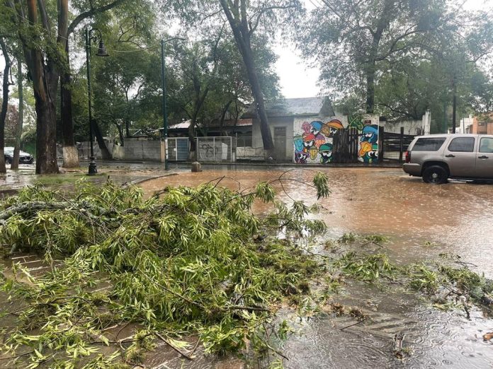 FOTOS: En Morelia; familias afectadas por tormentas siguen sin recibir enseres domésticos
