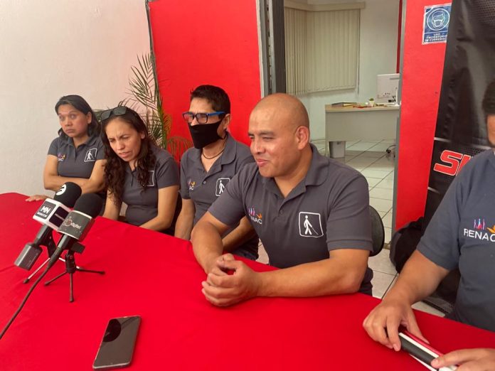 “Las personas no apoyan porque no saben cómo”; así es la vida de una persona ciega