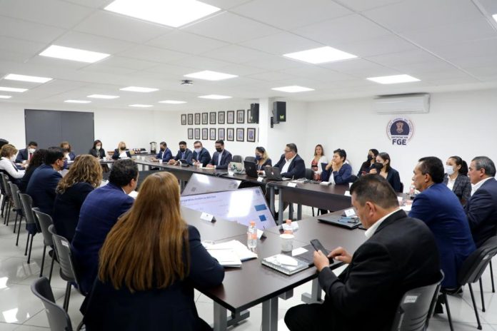 Avanza Fiscalía General en la consolidación de su Servicio Profesional de Carrera: Adrián López Solís